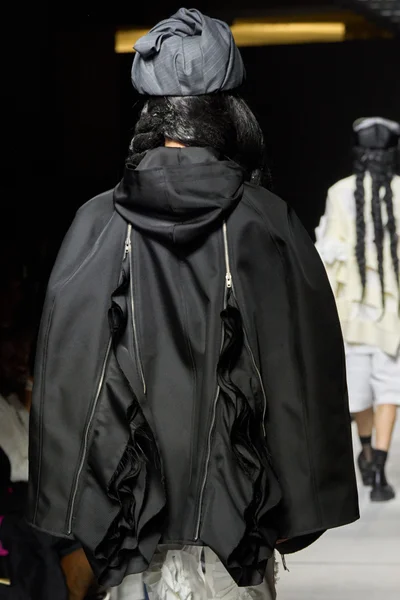 Look 46
